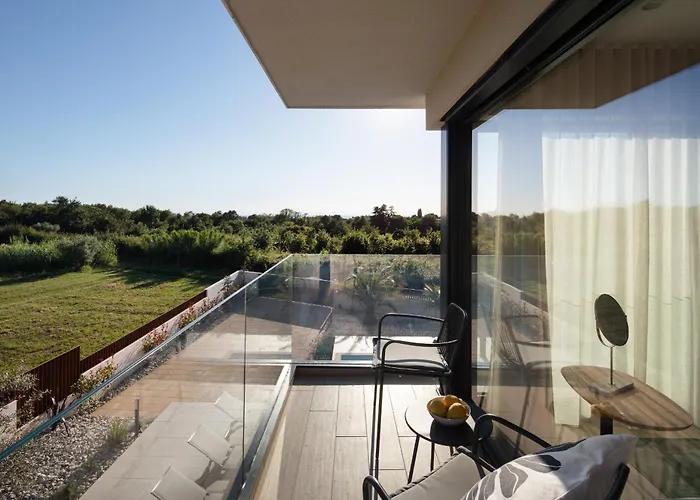 Brand New S58 With Heated Pool * Poreč