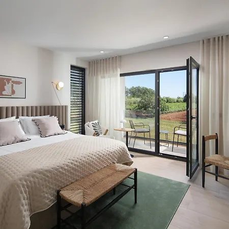 Villa Brand New S58 With Heated Pool
