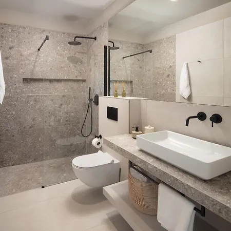 Villa Brand New S58 With Heated Pool *